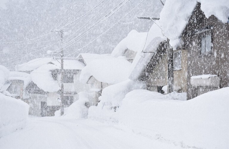 秋田の雪にも負けない、お墓参りの新しい形。